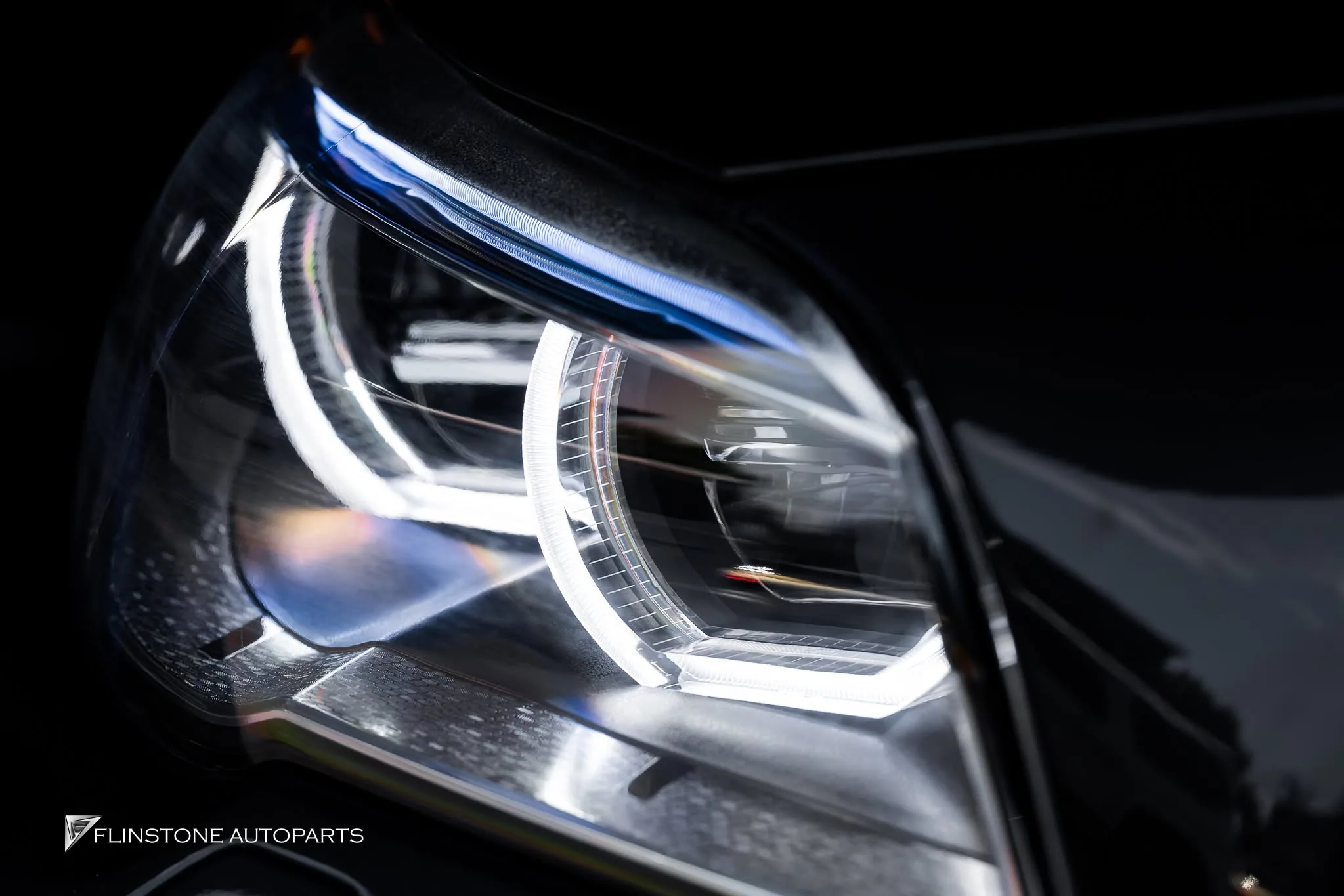 ติดตั้งไฟหน้า LED สำหรับ BMW F10 Series 5 LCI