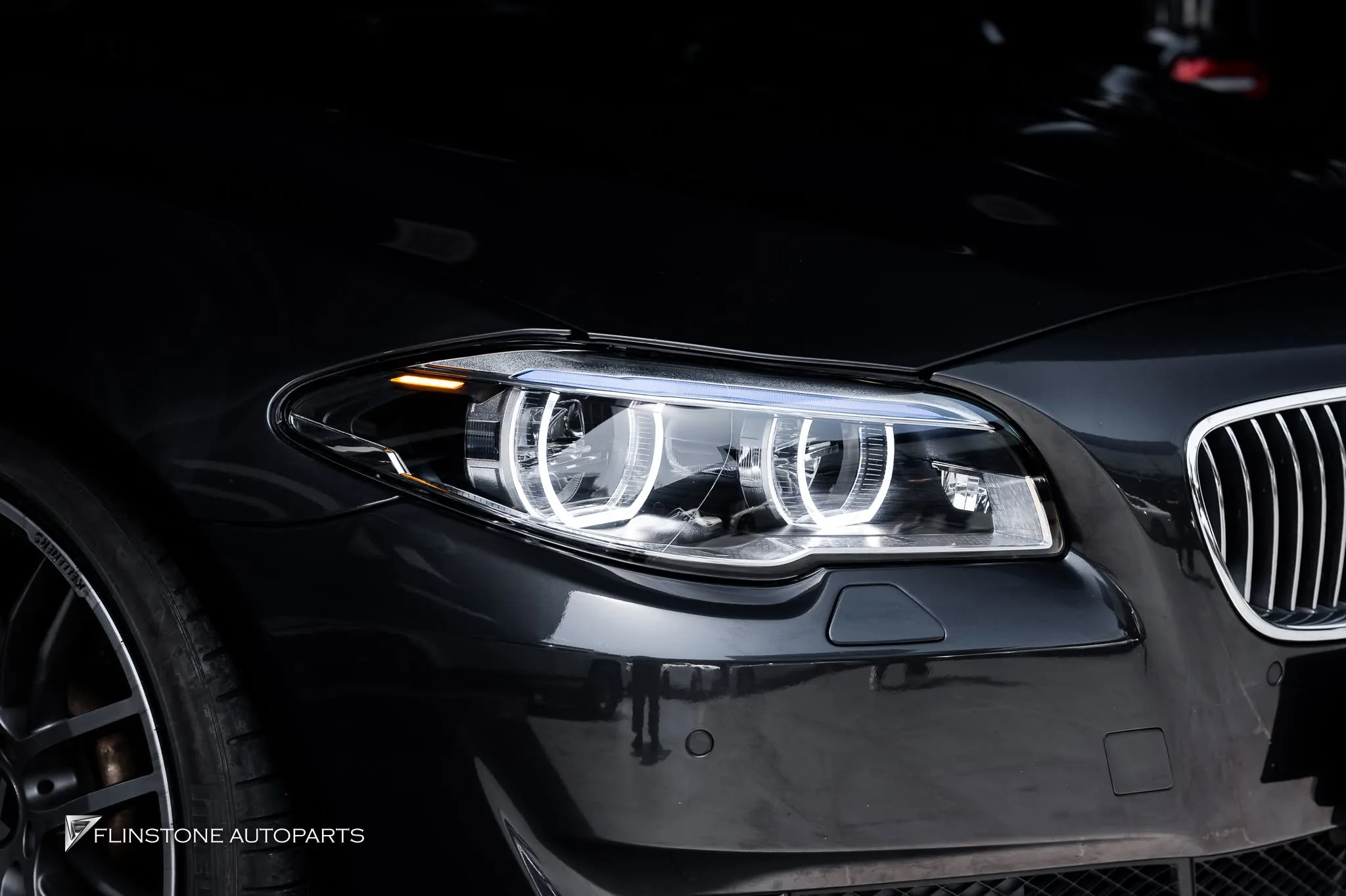 ติดตั้งไฟหน้า LED สำหรับ BMW F10 Series 5 LCI