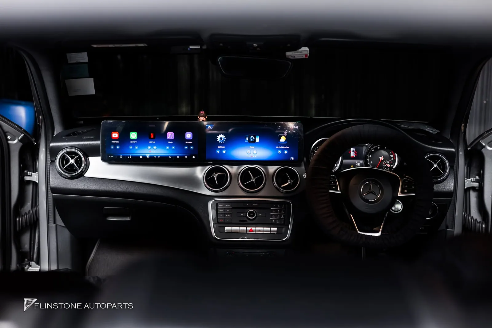 Mercedes-Benz GLA-Class W156 สลัดลุคภายในเดิม