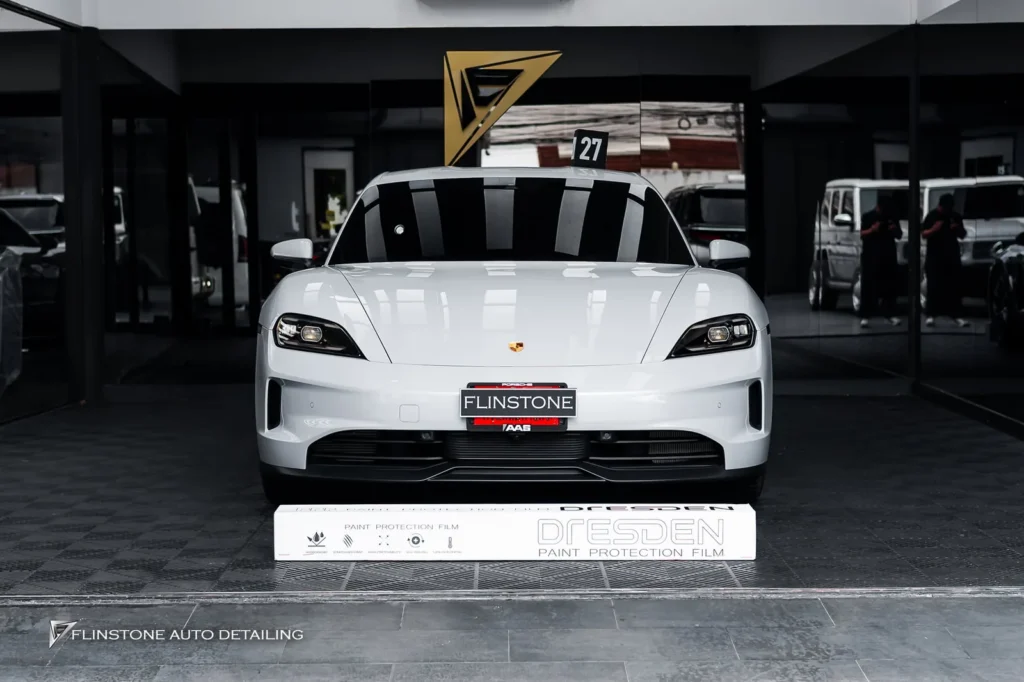 เปลี่ยนลุคใหม่พร้อมปกป้องขั้นสุด! PORSCHE Taycan Facelift