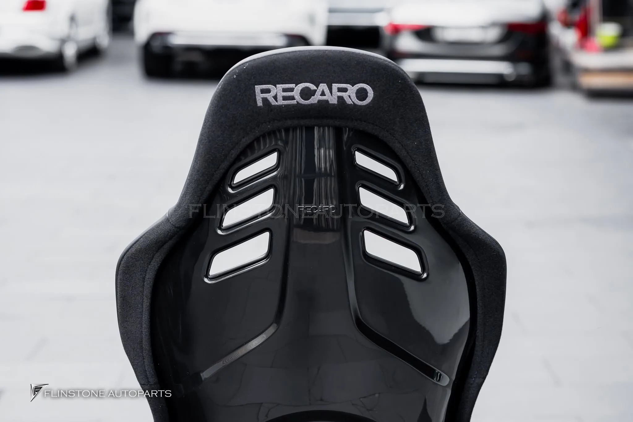 เติมเต็มความดิบให้ห้องโดยสาร Toyota GR Supra (A90) ด้วยเบาะระดับแรร์ไอเทมอย่าง