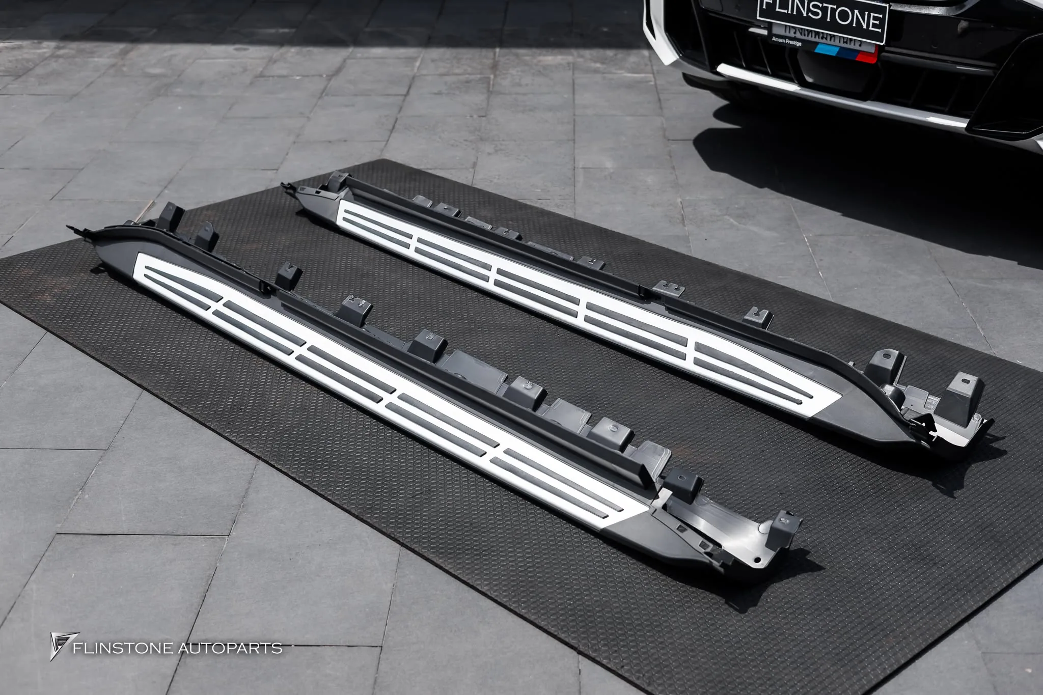 BMW X5 G05 LCI ติดตั้งบันไดข้าง ขึ้นลงสะดวกขึ้น