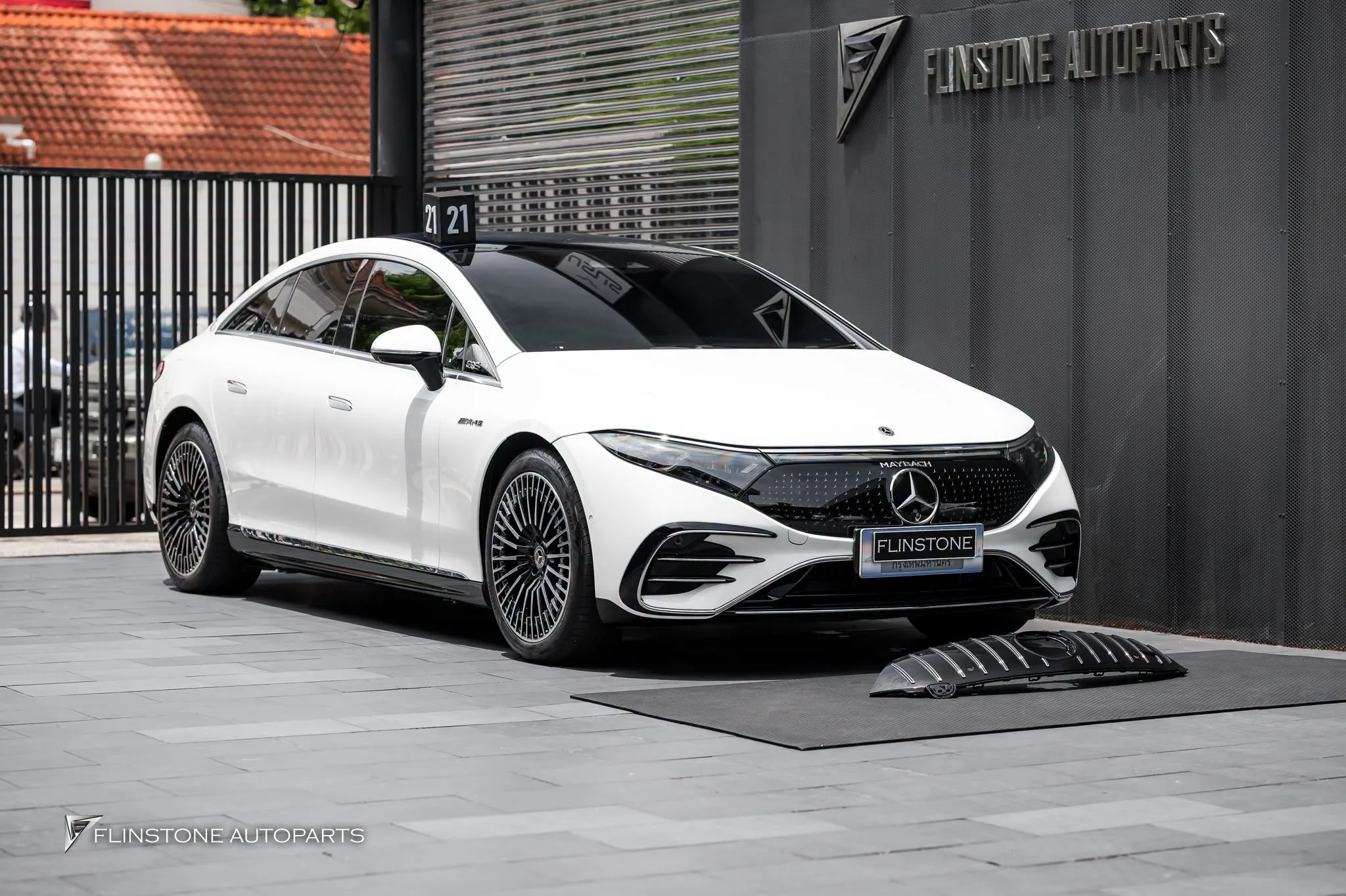 Mercedes EQS กระจังหน้าทรง EQS53 พร้อมฟิล์มกันรอย