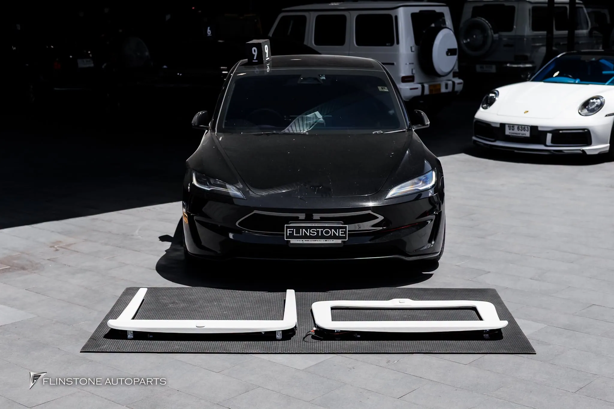 TESLA Model Y Juniper ติดตั้งม่านไฟฟ้า