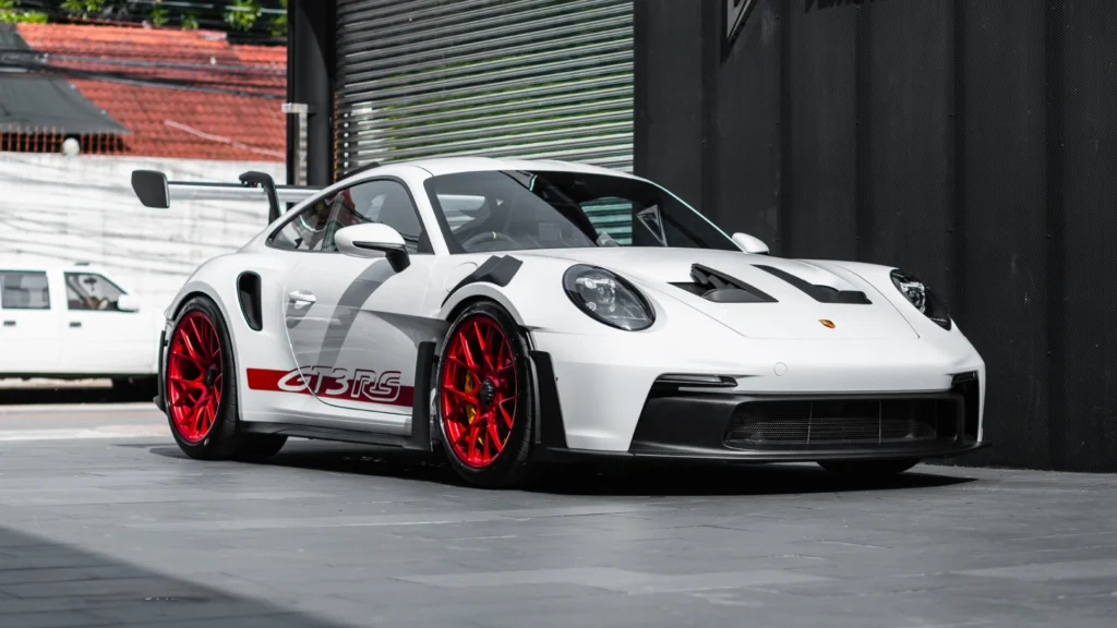 PORSCHE 992 GT3 RS — แต่ง Porsche