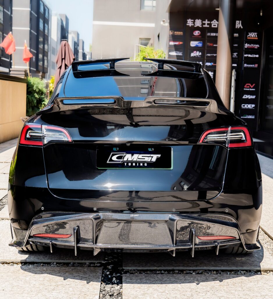 ดิฟฟิวเซอร์หลัง CMST ทรง V7 สำหรับ Tesla Model Y 2020-2025