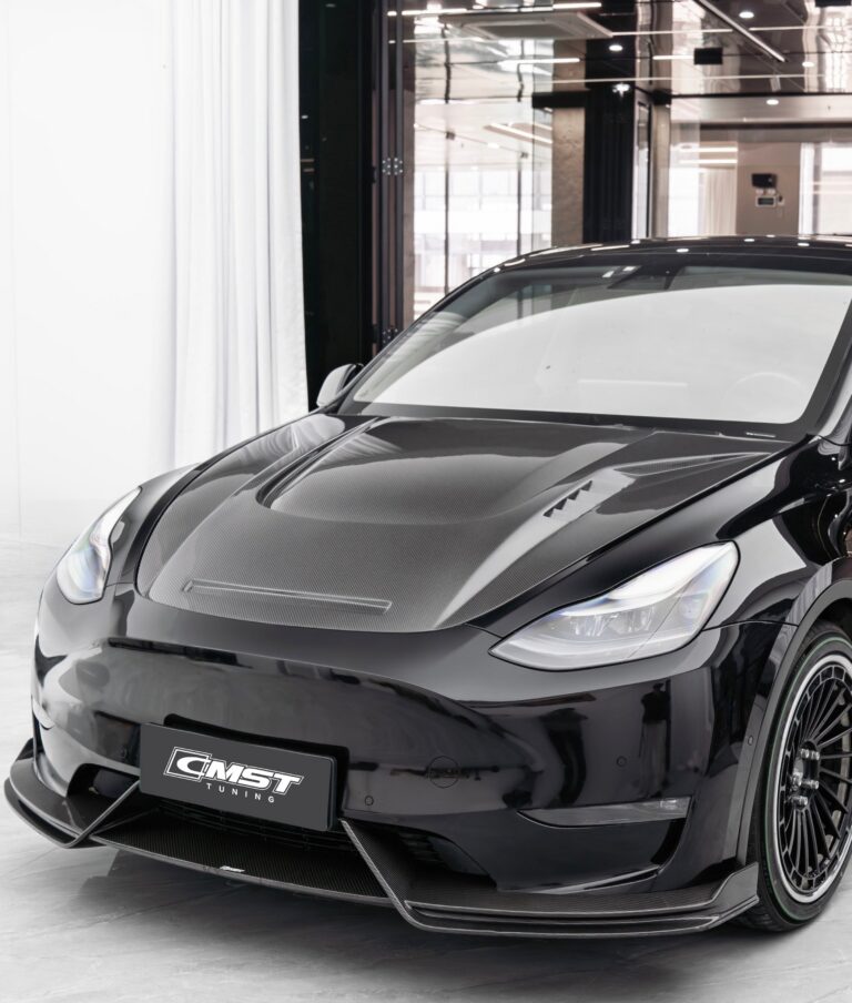 ฝากระโปรงหน้า CMST ทรง V6 สำหรับ Tesla Model Y 2020-2025