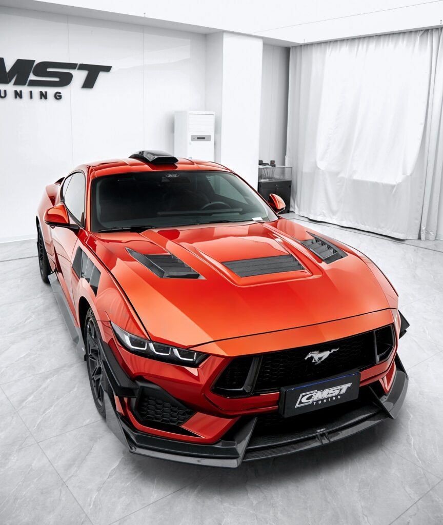 ฝากระโปรงหน้า CMST ทรง V3 สำหรับ Ford Mustang S650 2024-ON