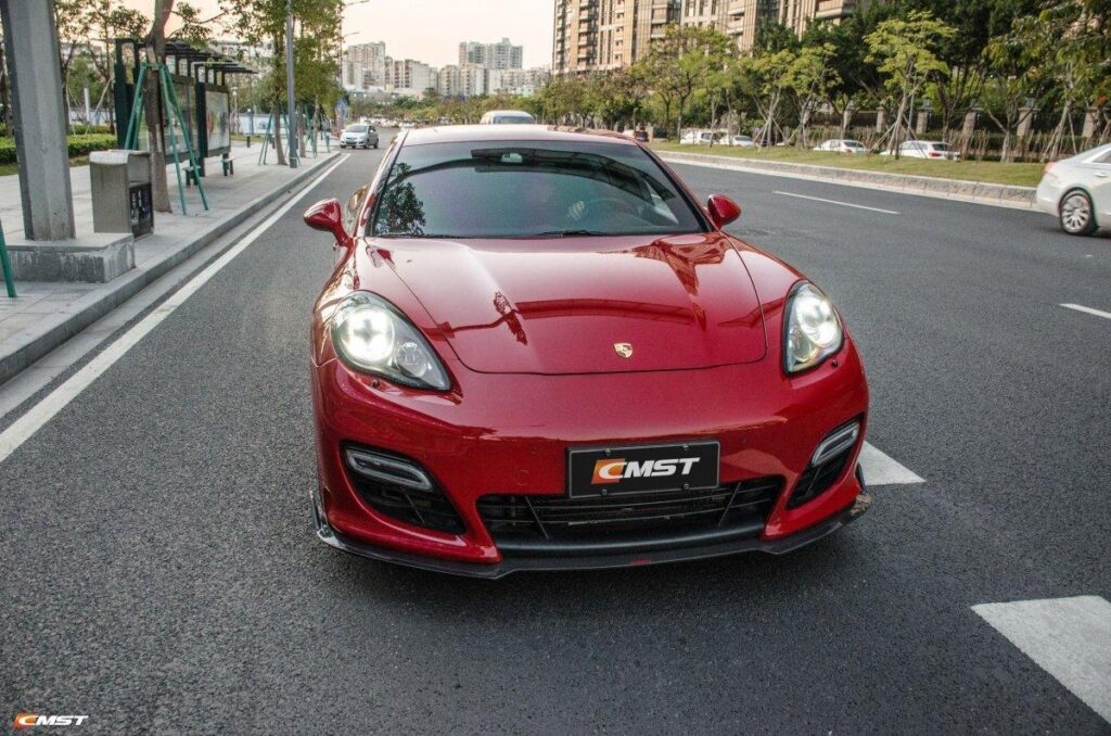 ชุดแต่งรอบคันคาร์บอนไฟเบอร์ CMST สำหรับ Porsche Panamera 2010-2013