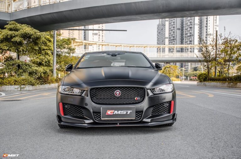 ชุดแต่งรอบคันคาร์บอนไฟเบอร์ CMST สำหรับ Jaguar XE 2016-ON