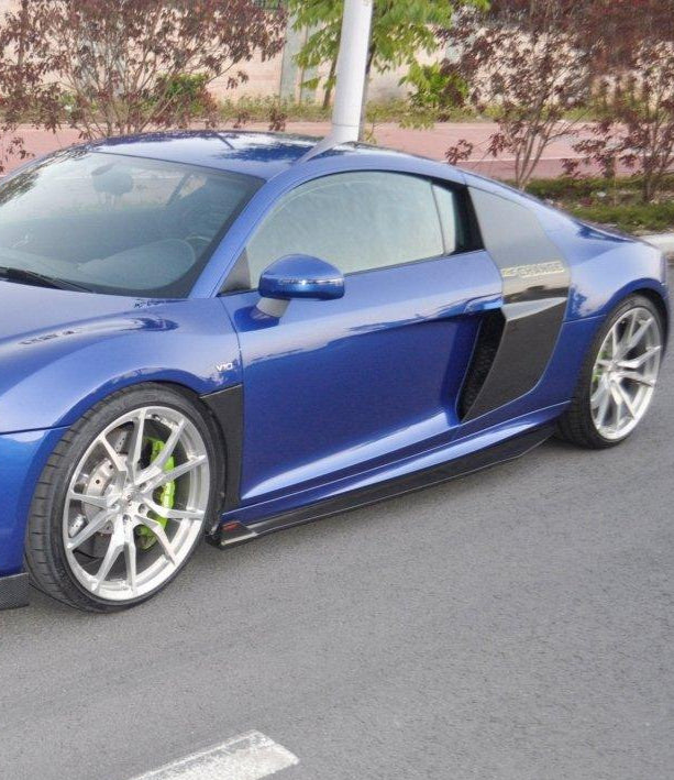 สเกิร์ตข้าง CMST ทรง V8 สำหรับ Audi R8 Gen 1 2006-2015