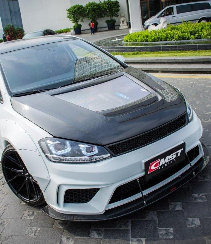 ฝากระโปรงหน้า CMST ทรง V2 สำหรับ Volkswagen Golf MK7 2015-2021