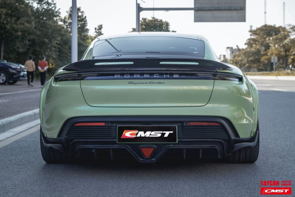 ดิฟฟิวเซอร์หลัง CMST สำหรับ Porsche Taycan