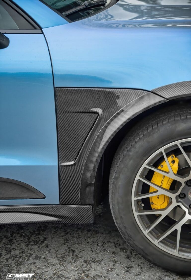 ซุ้มล้อหน้า โดย CMST Tuning สำหรับ Porsche Macan 95B.1 Base/S/GTS/Sport Edition/Turbo 2015-2018 Macan 95B.2 Base/S/GTS/Turbo 2019-2021 2015-2021