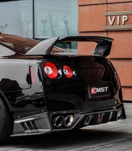 กันชน CMST สำหรับ Nissan GT-R R35 2008-2023 (แบบที่ 2)