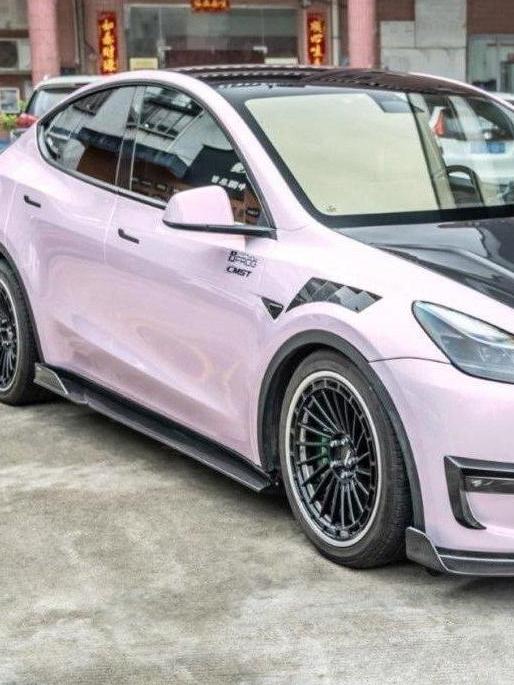 สเกิร์ตข้าง CMST ทรง V3 สำหรับ Tesla Model Y 2020-2025