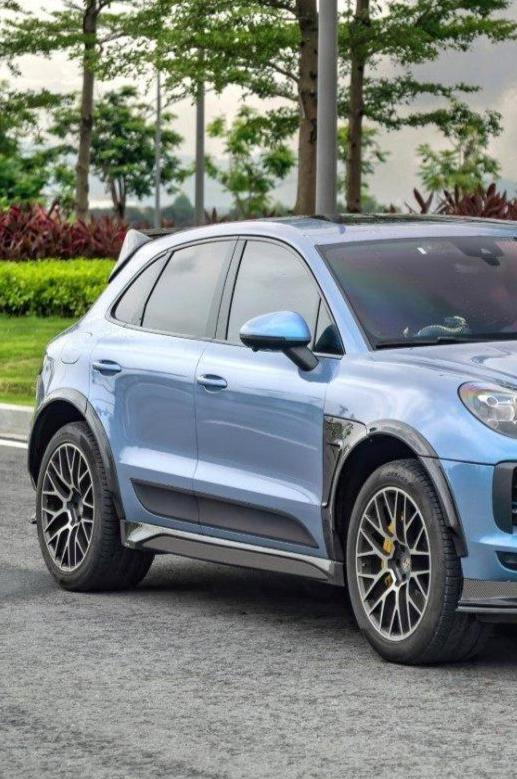 สเกิร์ตข้าง CMST ทรง V2 สำหรับ Porsche Macan 2015-2018