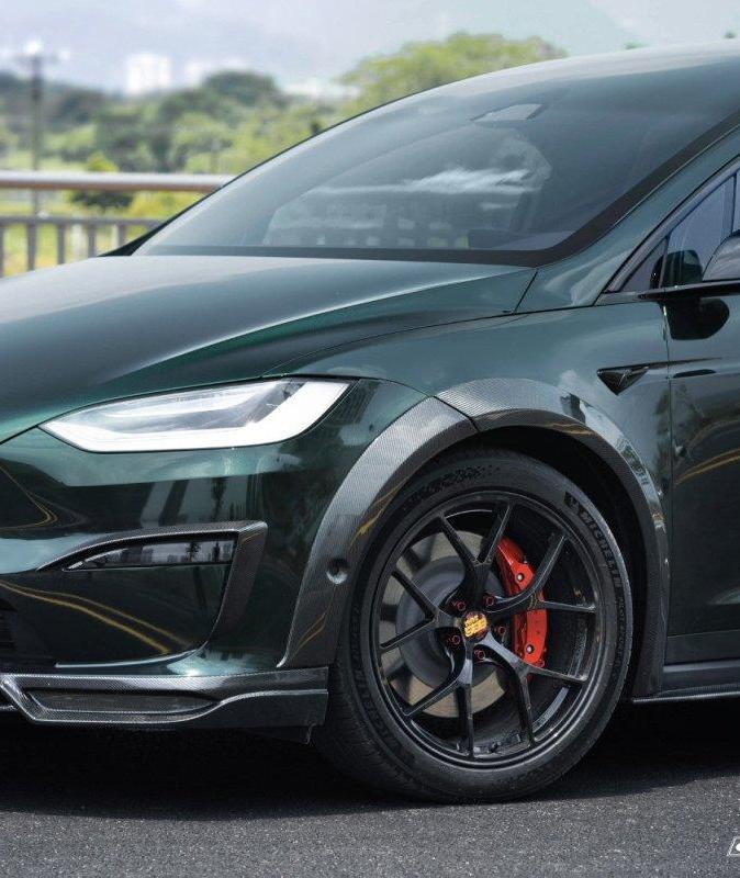 ซุ้มล้อทรงไวด์บอดี้ โดย CMST Tuning สำหรับ Tesla Model X Plaid Long Range Base 2022 With sensors