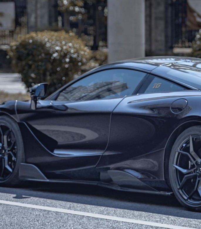สเกิร์ตข้าง CMST สำหรับ McLaren 720S 2018-2023 (แบบที่ 2)