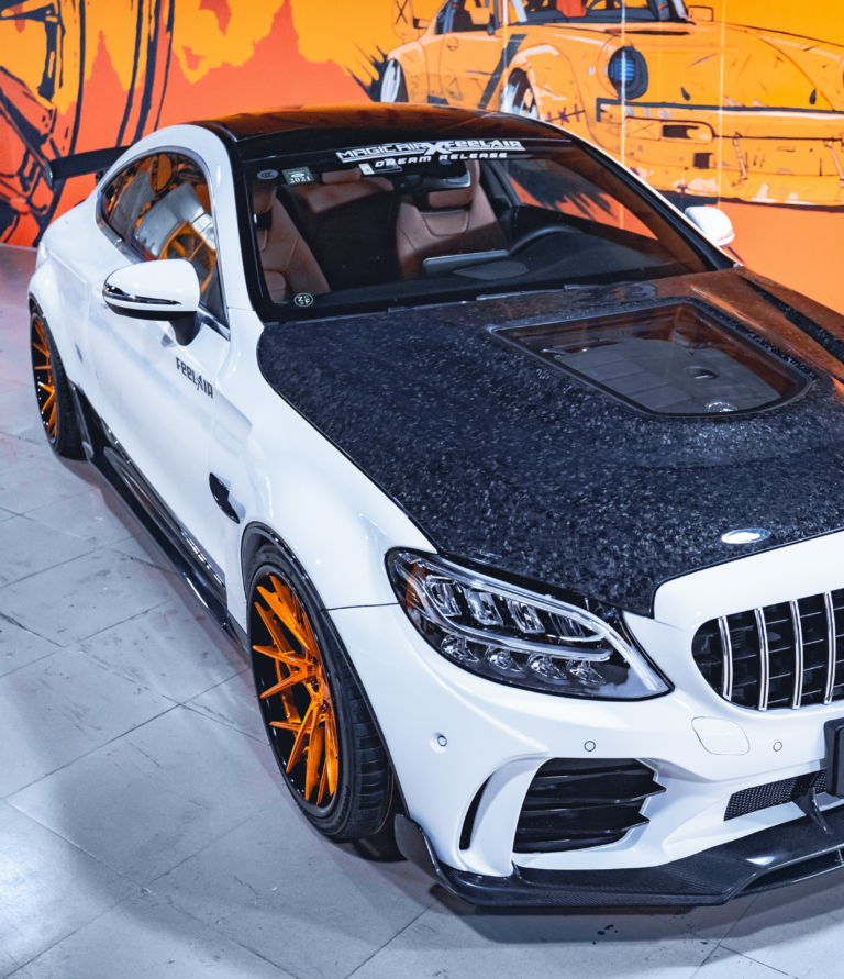 ไวด์บอดี้ Fender ทรงแฟลร์ และ ซุ้มล้อ โดย CMST Tuning สำหรับ Mercedes Benz C-Class C43 AMG C300 W205 2016-2022