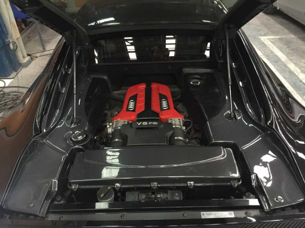 ชิ้นแต่งห้องเครื่อง CMST ทรง V8 สำหรับ Audi R8 Gen 1 2006-2015
