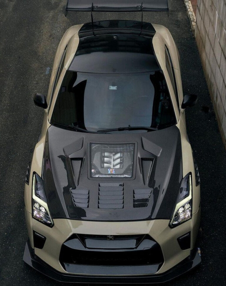 ฝากระโปรงหน้า CMST ทรง V2 สำหรับ Nissan GT-R R35 2008-2016