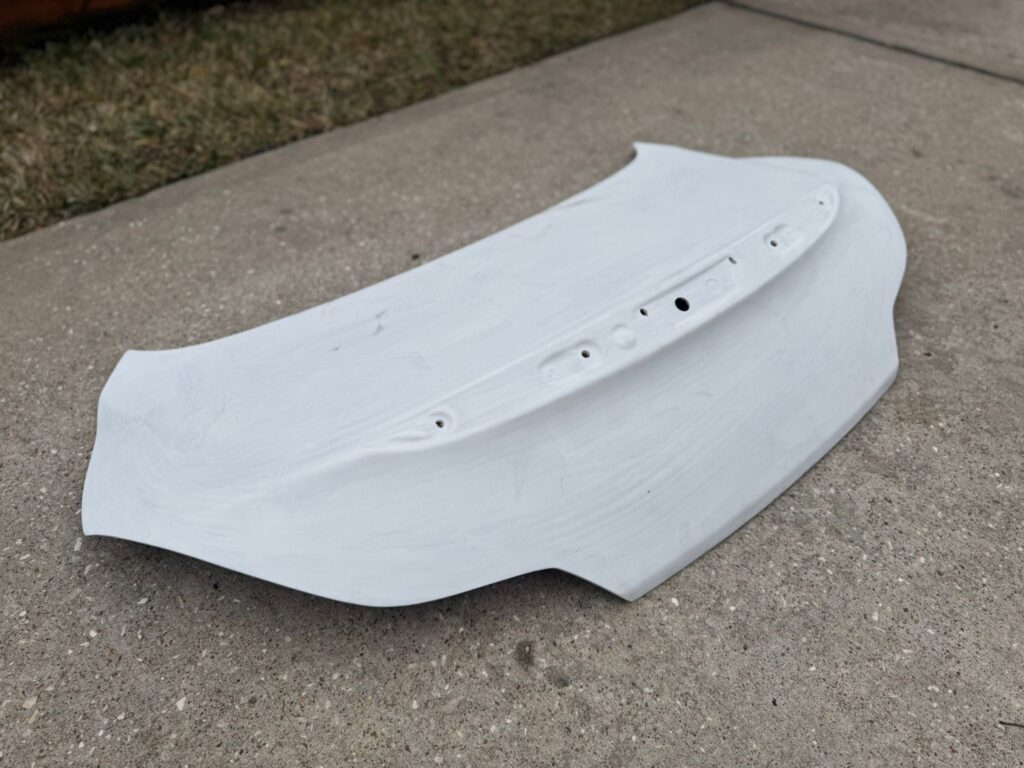 Tailgate CMST style OEM for Infiniti G37 2008-2013