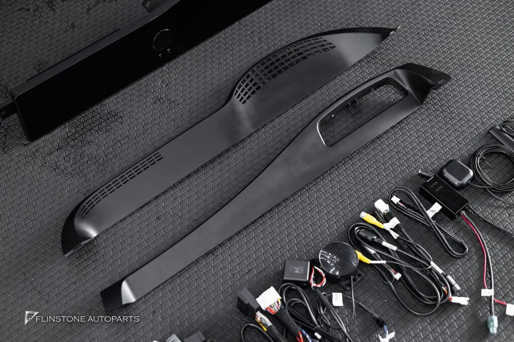 transforming the classic look of Mercedes-Benz S-Class (W221) year 2009 back to