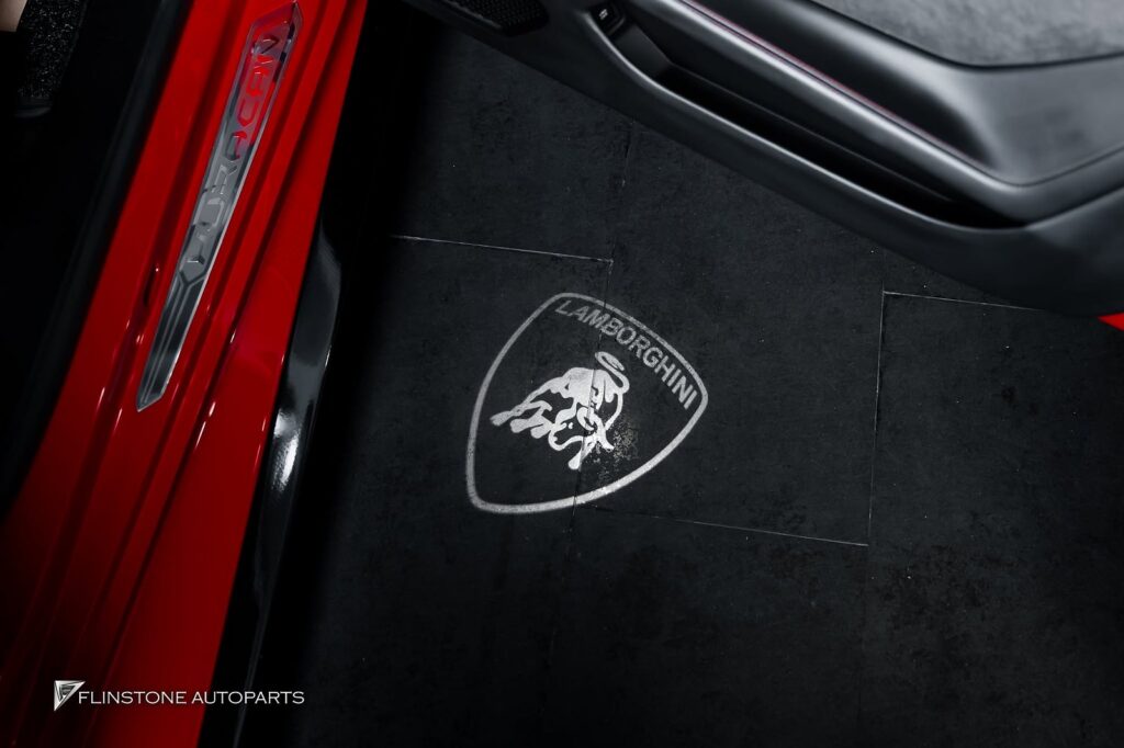 Lamborghini Huracan USUS Autoclave Carbon Fiber Front Lip + USUS Autoclave Carbon Fi
