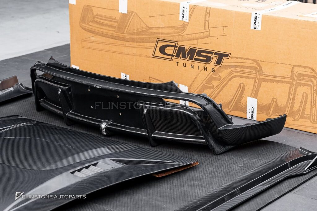ชุดแต่งรอบคันของแท้จาก CMST สำหรับ Tesla Model YL
