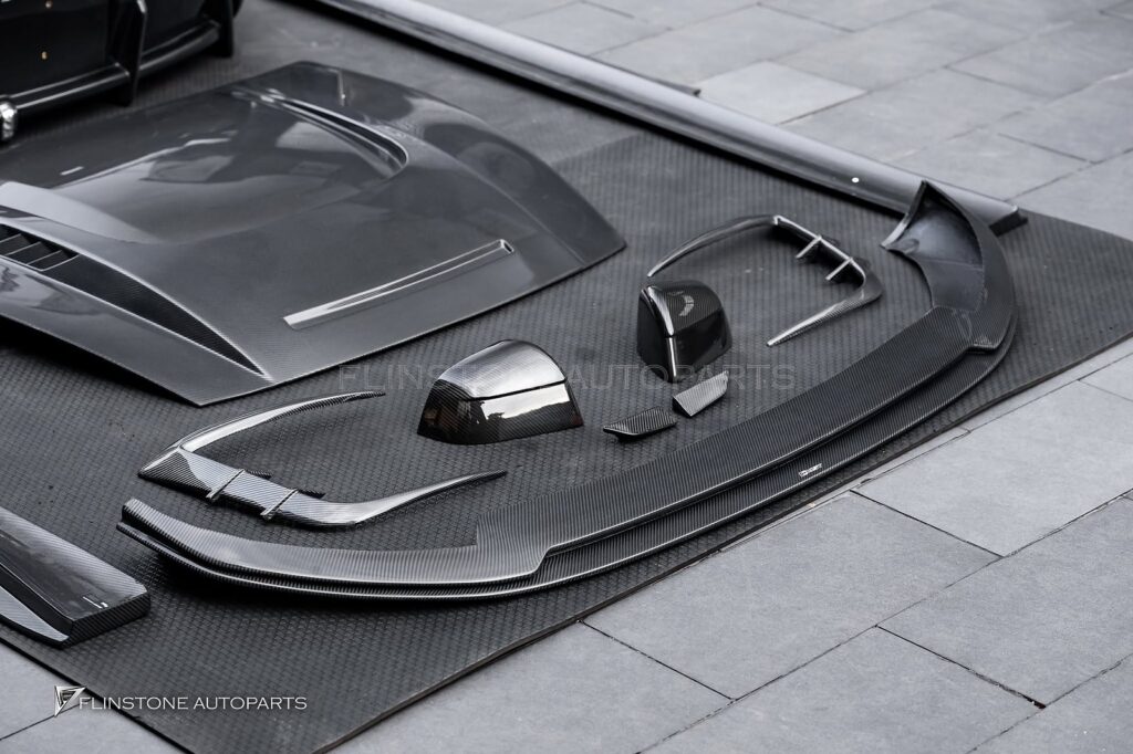 ชุดแต่งรอบคันของแท้จาก CMST สำหรับ Tesla Model YL