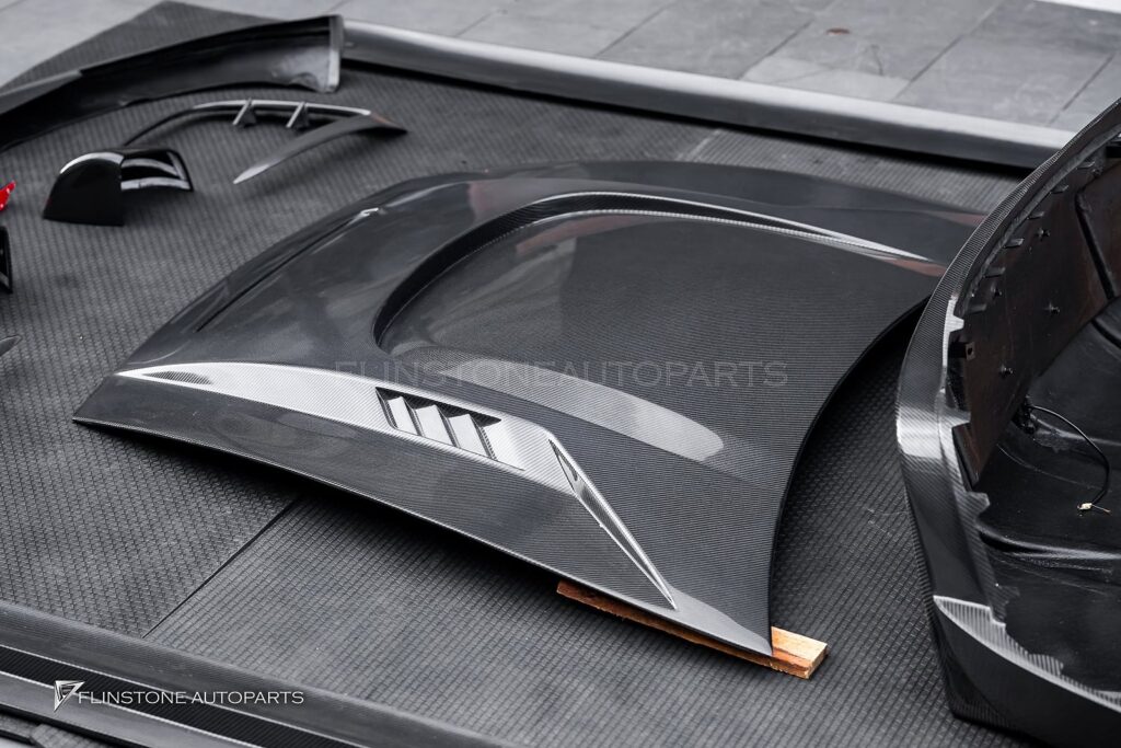 ชุดแต่งรอบคันของแท้จาก CMST สำหรับ Tesla Model YL