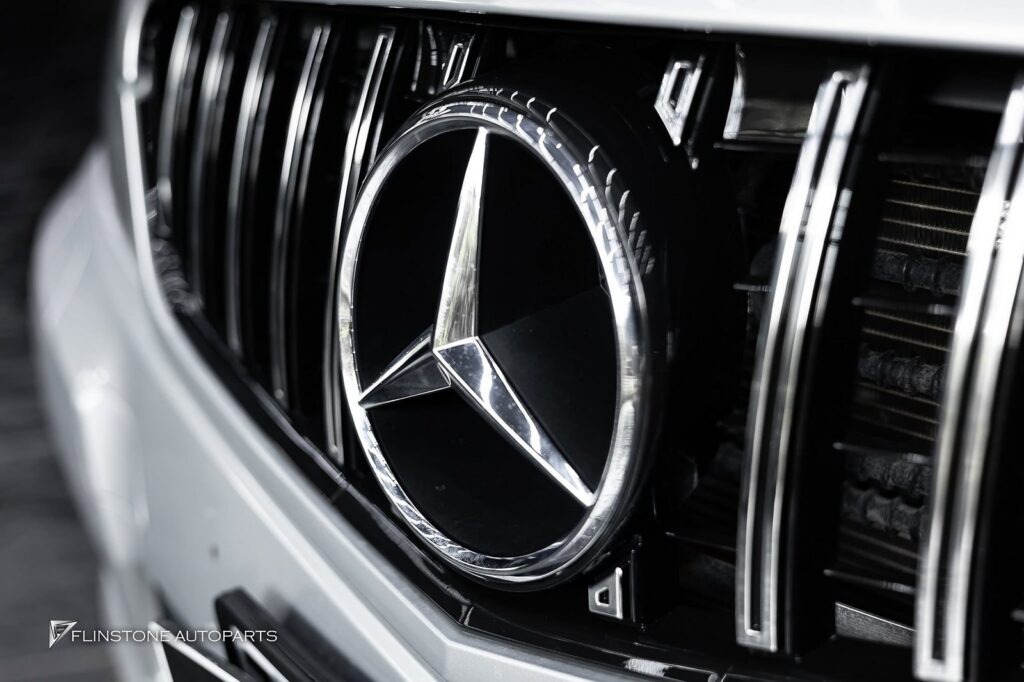 Mercedes-Benz W204-C204 C-Class GT Panamericana Front Grille + C63 AMG Black Series Tailpipe