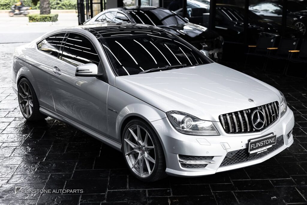 Mercedes-Benz W204-C204 C-Class GT Panamericana Front Grille + C63 AMG Black Series Tailpipe