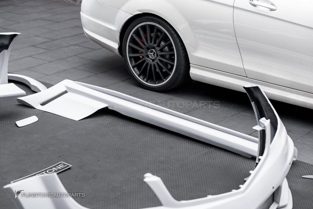 Mercedes-Benz W204-C204 C-Class AMG Black Series Body Kit + USUS Forged Wheel [Custom]