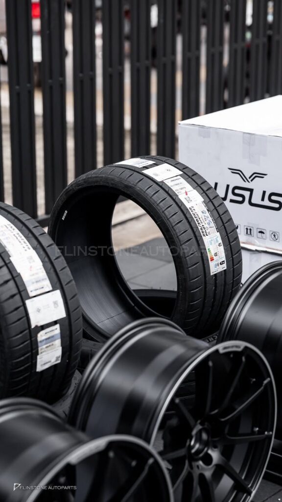 Mercedes-Benz W204-C204 C-Class AMG Black Series Body Kit + USUS Forged Wheel [Custom]