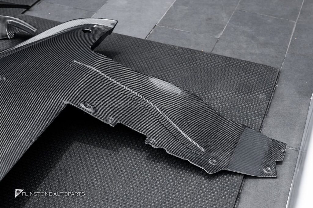 Mclaren USUS Autoclave Carbon Fiber OEM Lip + GTs Carbon Fiber Front Lip