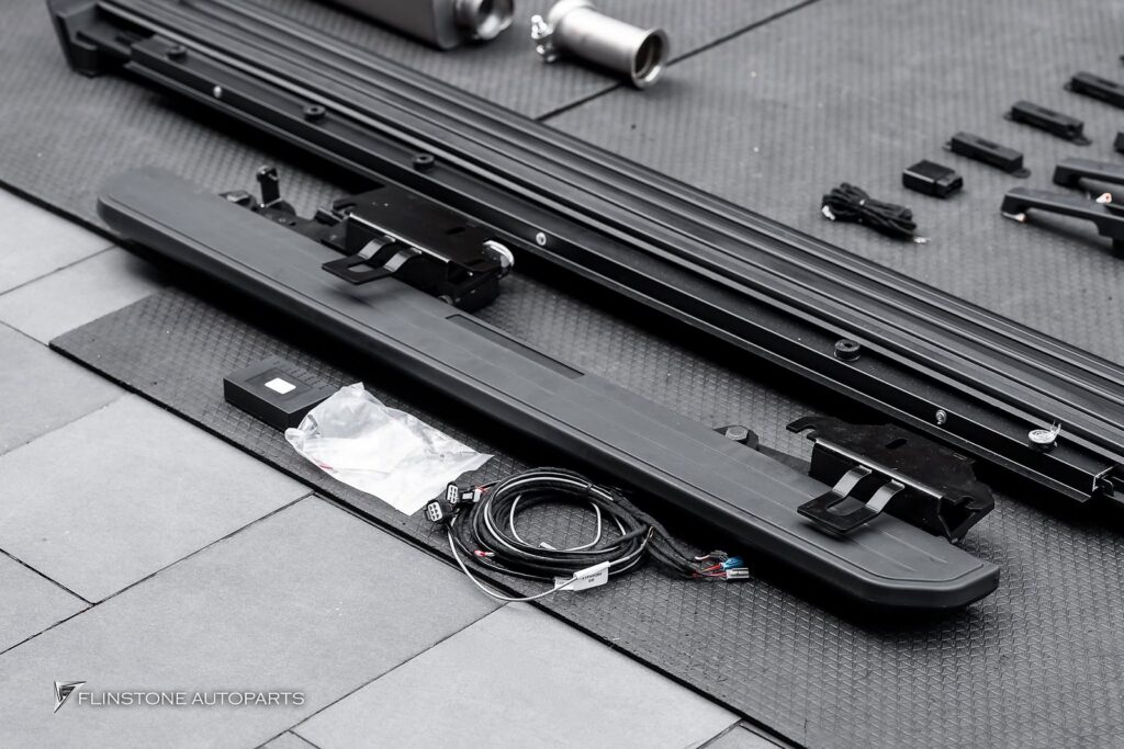 Mercedes-Benz W464 G-Class USUS Titanium Exhaust + Auto Side Running Board