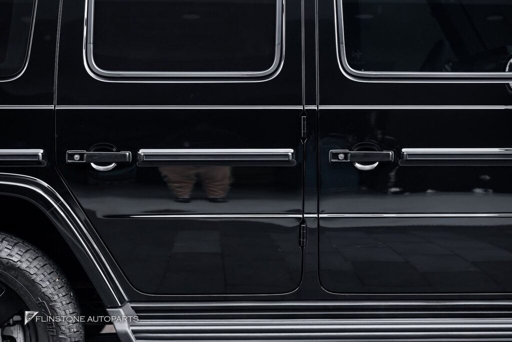 Mercedes-Benz W464 G-Class USUS Titanium Exhaust + Auto Side Running Board
