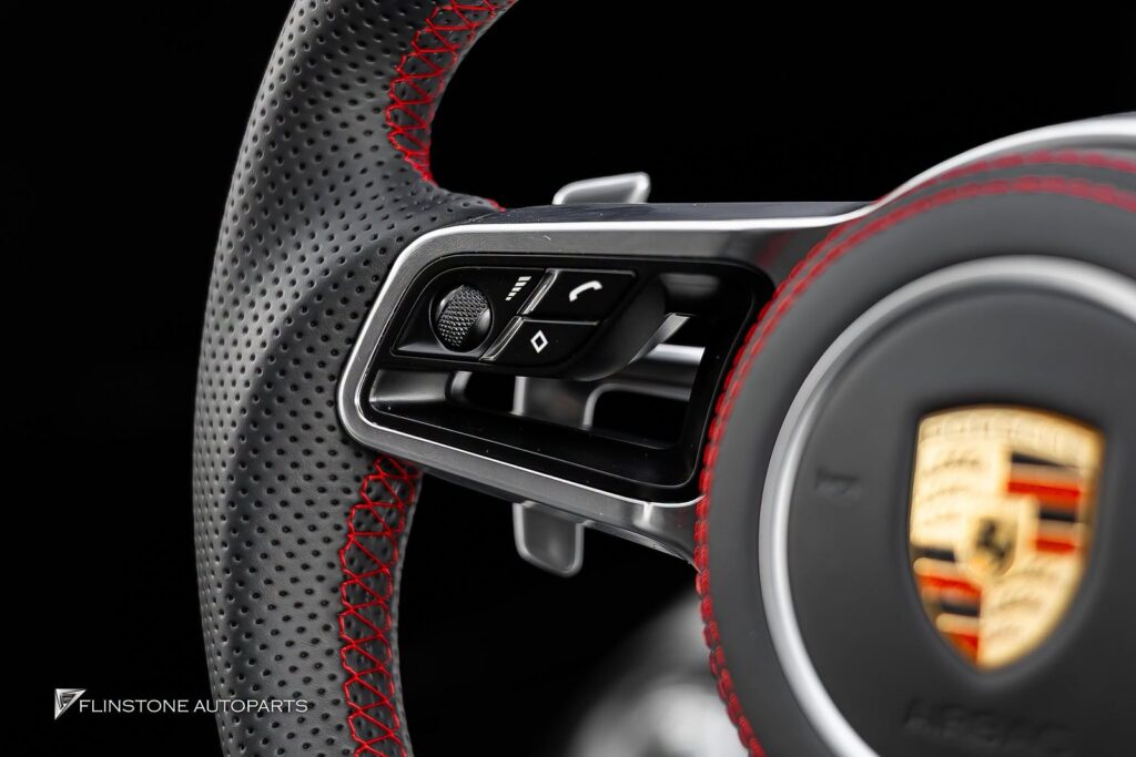 พวงมาลัย Custom สำหรับ PORSCHE 987