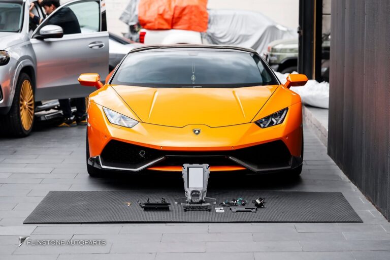 Lamborghini Huracan เปลี่ยนคอนโซลกลางให้ทันสมัย จอทัชสกรีนคมชัดระดับ HD ตอบสนองไว ใช