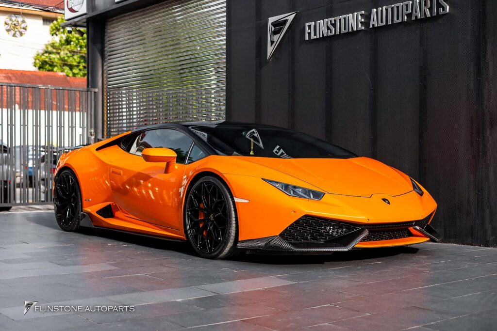 Lamborghini Huracan เปลี่ยนคอนโซลกลางให้ทันสมัย จอทัชสกรีนคมชัดระดับ HD ตอบสนองไว ใช