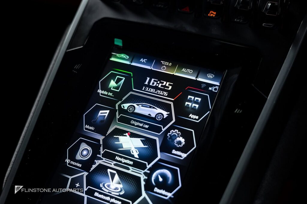 Lamborghini Huracan เปลี่ยนคอนโซลกลางให้ทันสมัย จอทัชสกรีนคมชัดระดับ HD ตอบสนองไว ใช