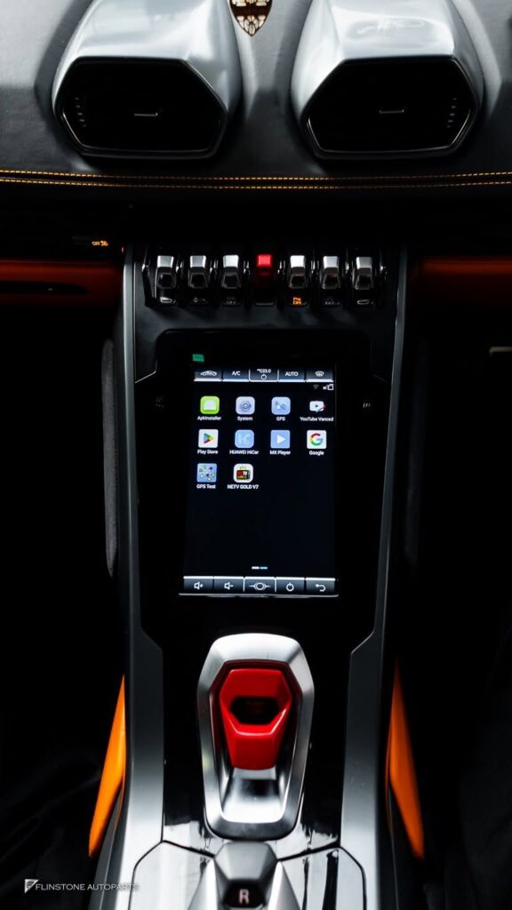 Lamborghini Huracan เปลี่ยนคอนโซลกลางให้ทันสมัย จอทัชสกรีนคมชัดระดับ HD ตอบสนองไว ใช