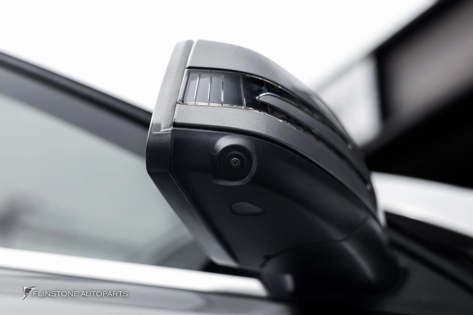 Mercedes-Benz GLA-Class W156 shed the old interior look