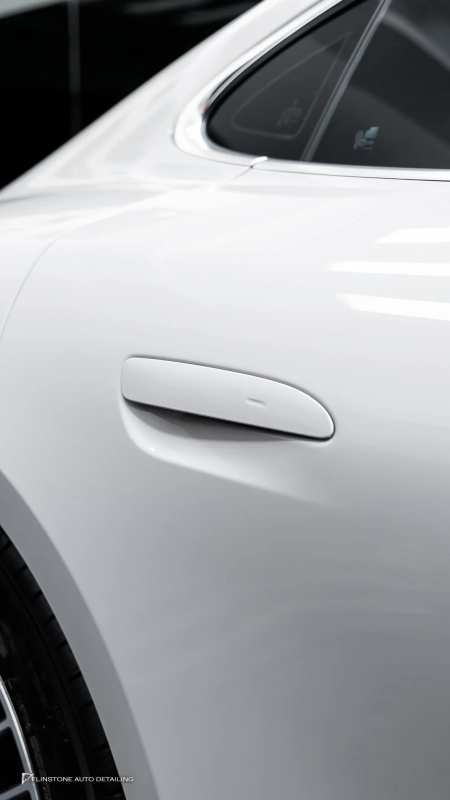 全新造型与极致保护! PORSCHE Taycan Facelift