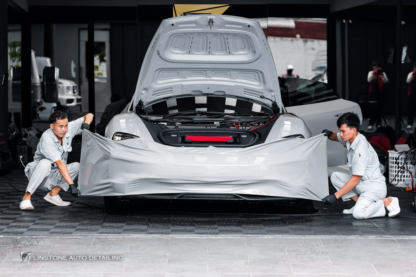 全新造型与极致保护! PORSCHE Taycan Facelift