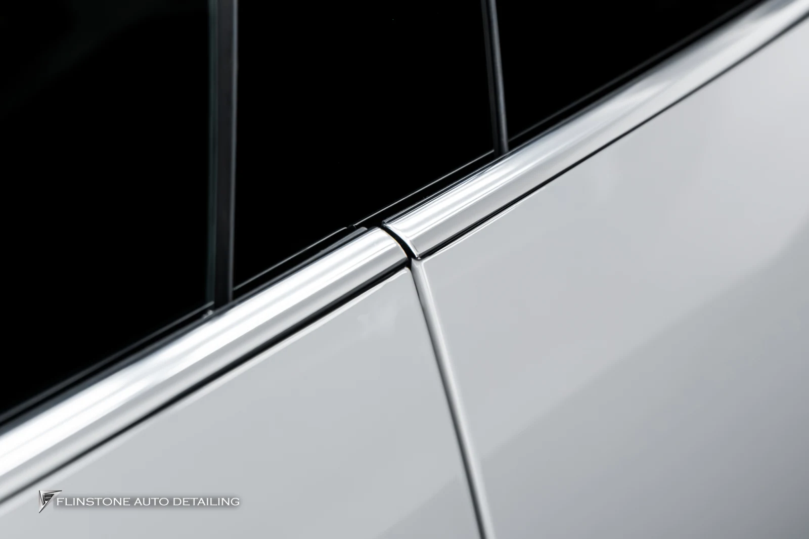 全新造型与极致保护! PORSCHE Taycan Facelift