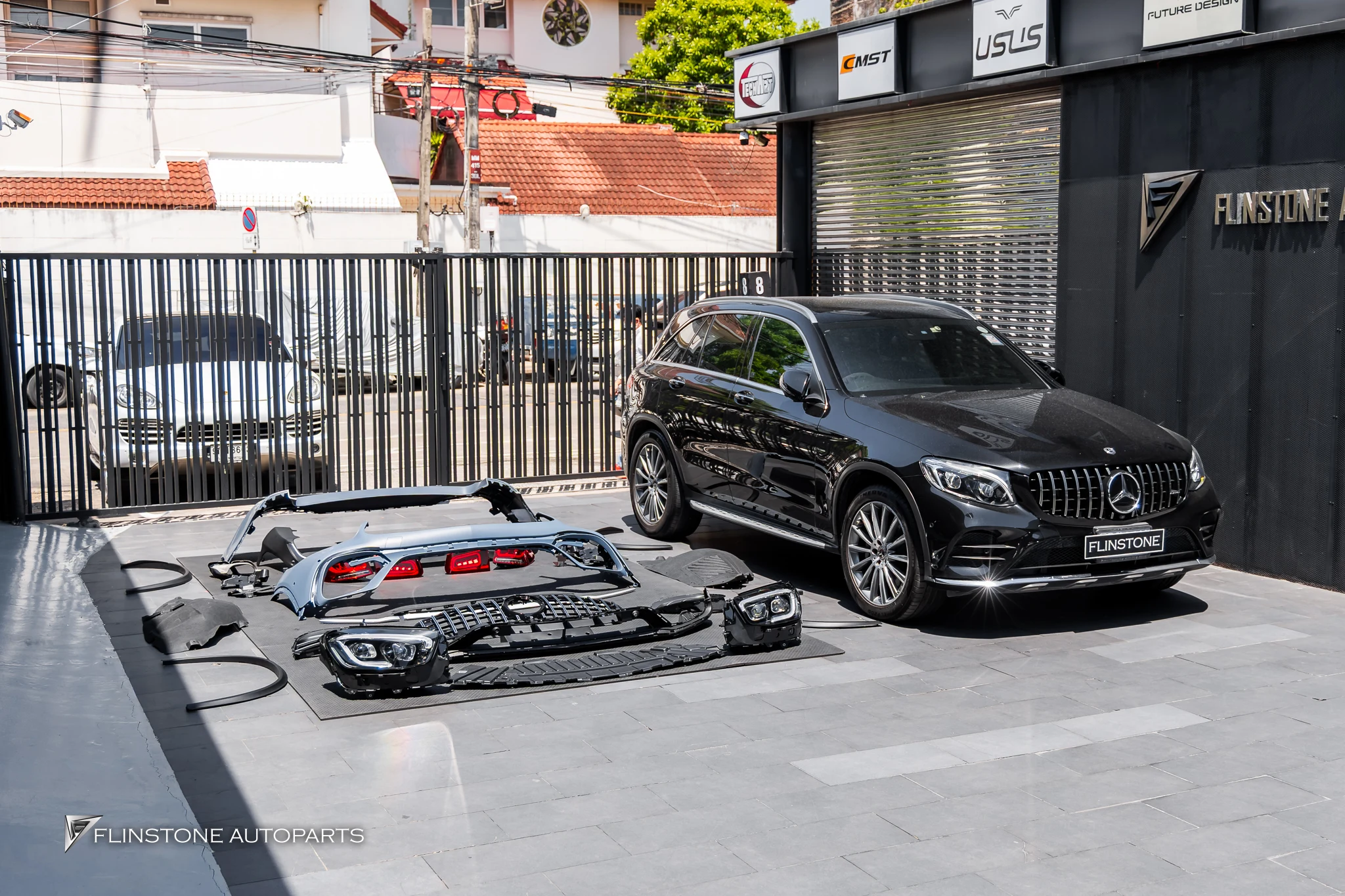 X253 GLC-Class ชุดแต่ง GLC63 AMG Facelift พร้อมไฟหน้า-ไฟท้าย