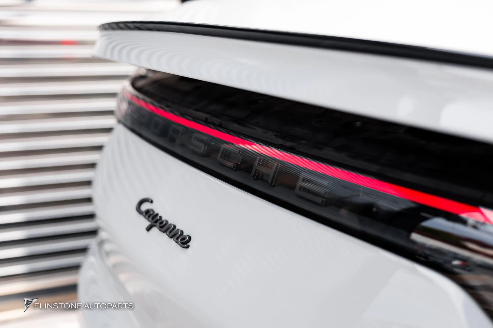 PORSCHE Cayenne Coupe 安装尾灯 Tinted Tail Light Kit 正品